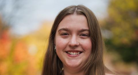 Bell Foltz-Smith Headshot